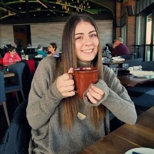 Meet your Posher, Erika